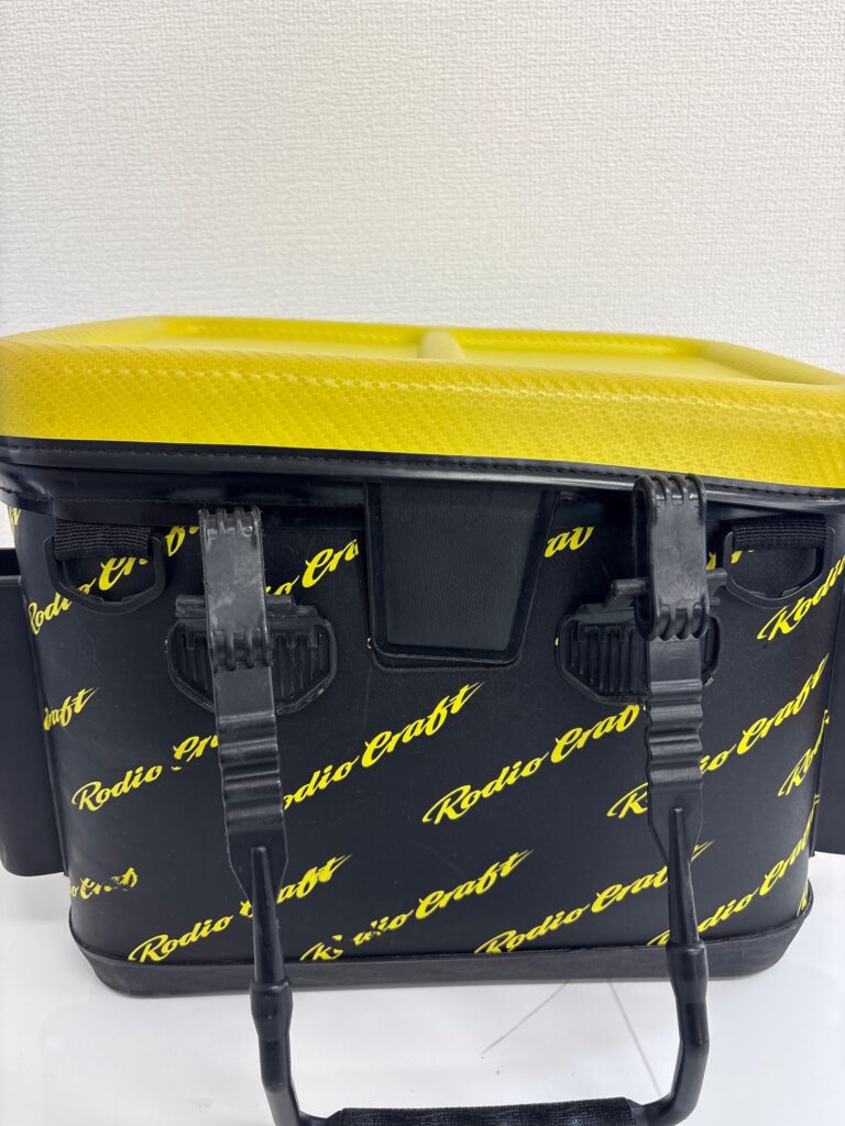美品 Rodio Craft RC Carbon Tackle Bag 36(破れ有) image 6