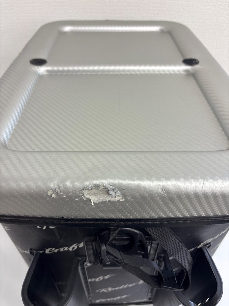 Rodio Craft RC Carbon Tackle Bag 40 キャスティング別注(破れ有) image 5