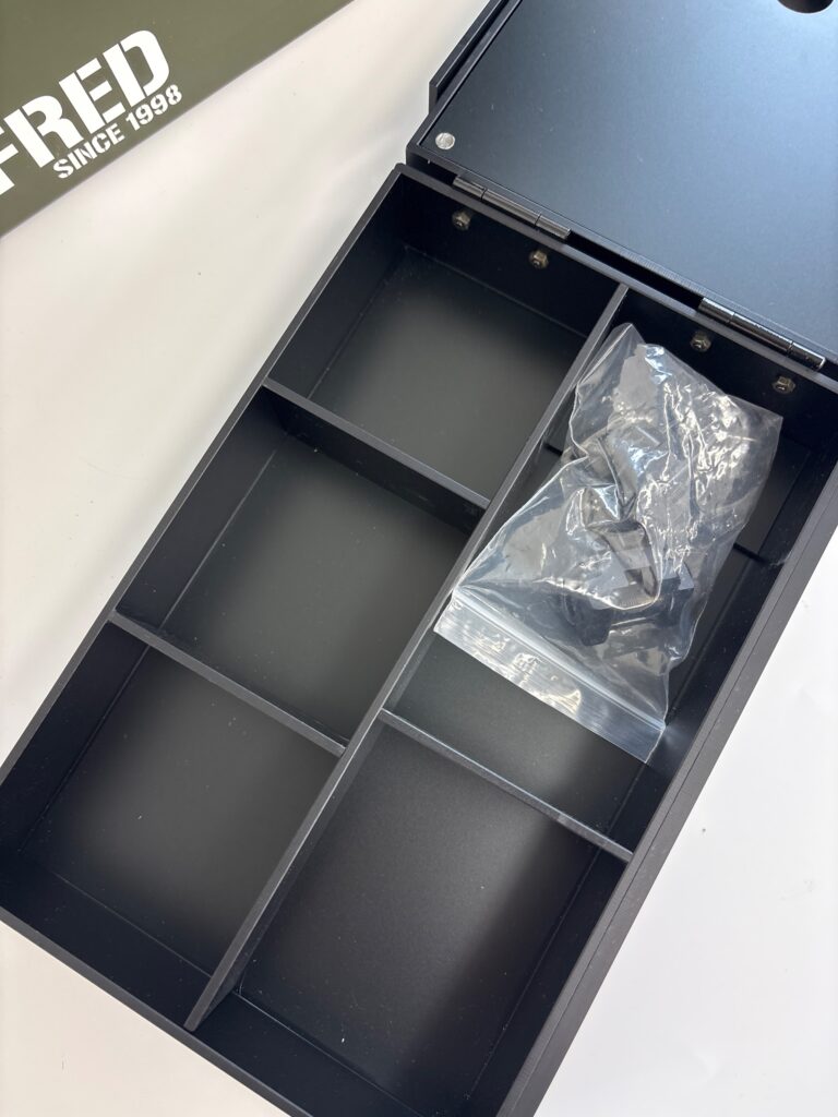 Non usato ALFRED ダンガンタックルボックス スペシャル Olive 別売り ロッドホルダー×2付き image 10
